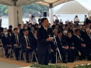知事祈りの言葉写真