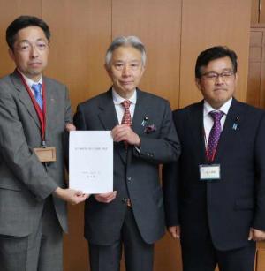 文部科学省
