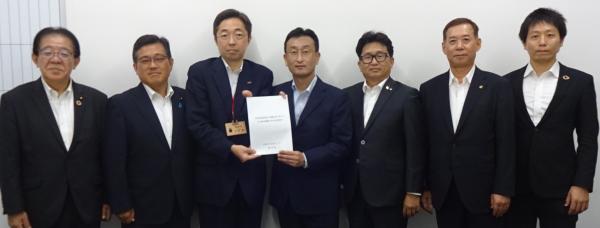 財務省_中島主計局次長