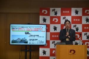 知事写真