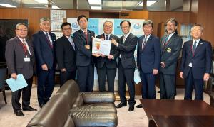 吉岡事務次官