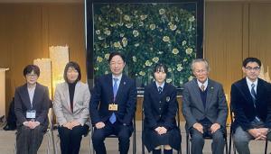 記念撮影の様子