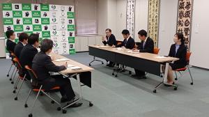 懇談