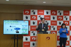 知事写真