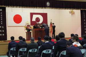 卒業証書授与1