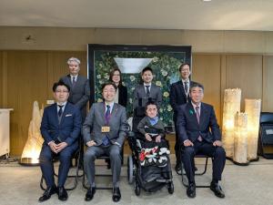 木佐貫さん知事訪問の様子